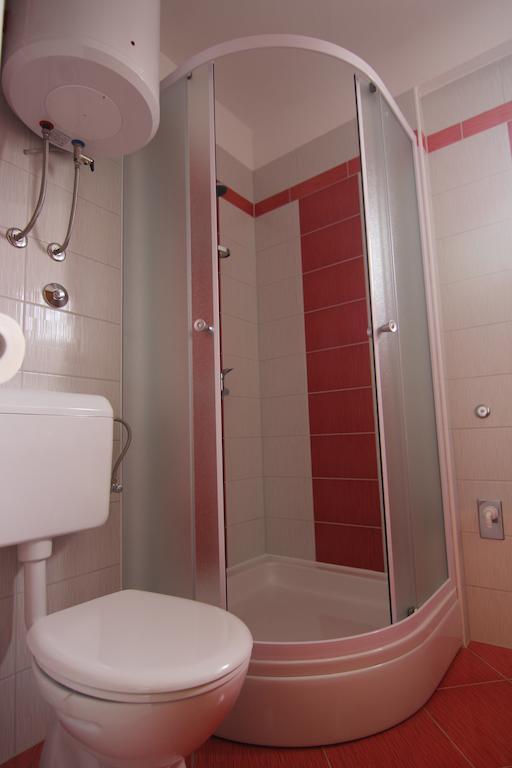 Apartment Tresnja *