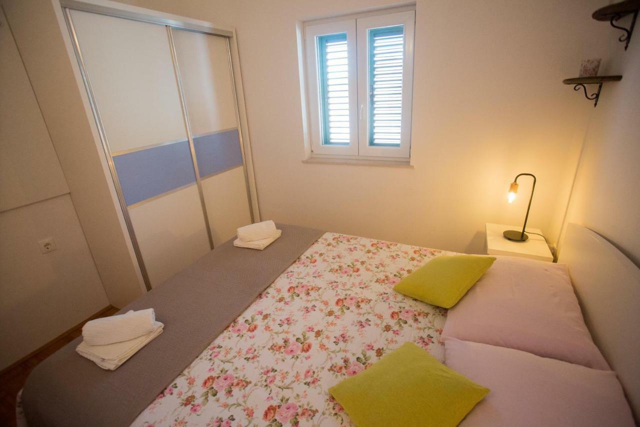 Tresnja Apartment Podstrana