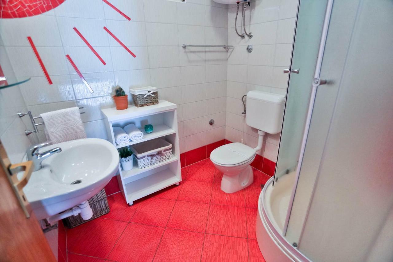 Apartment Tresnja *