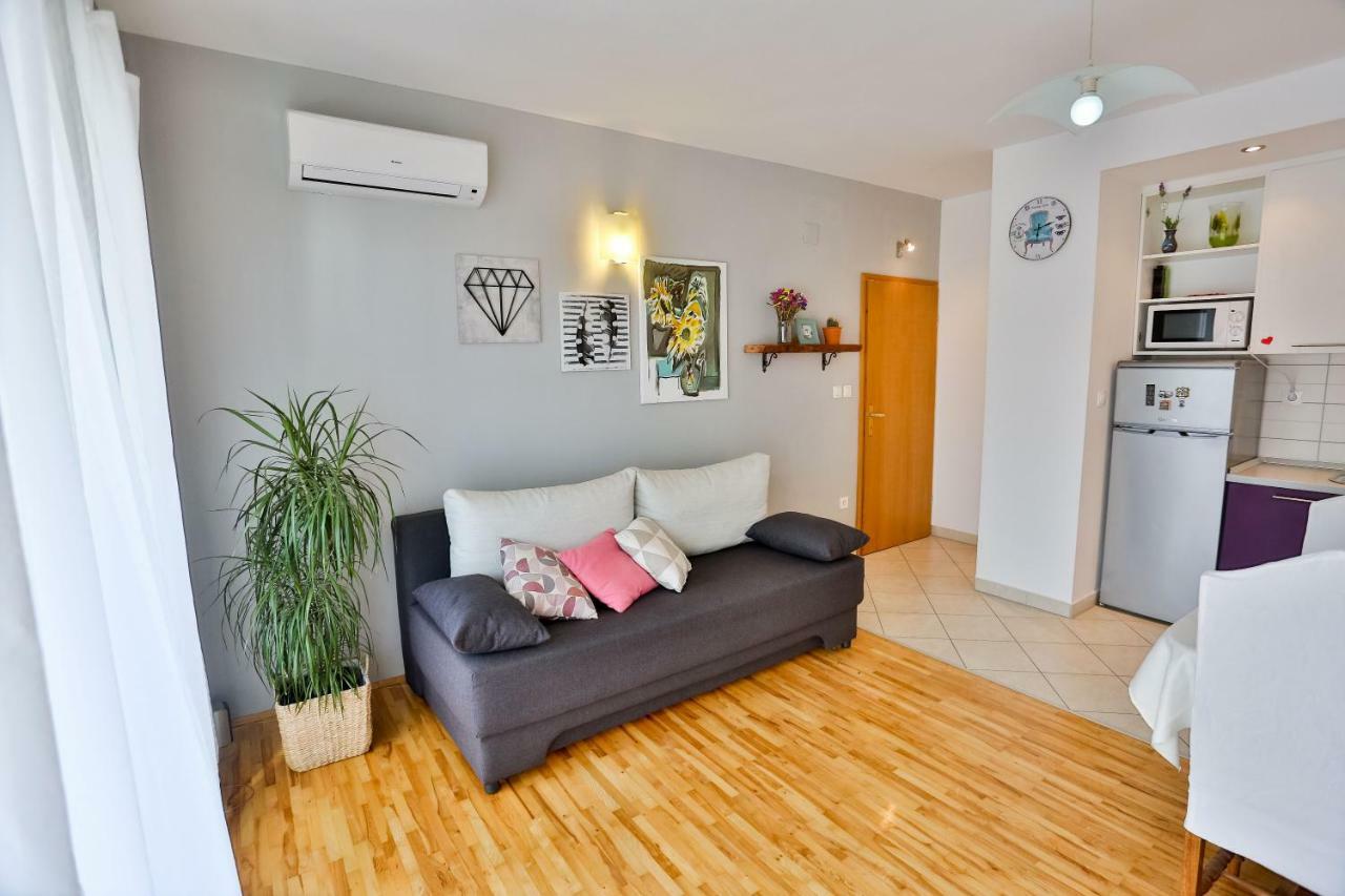Apartment Tresnja Podstrana